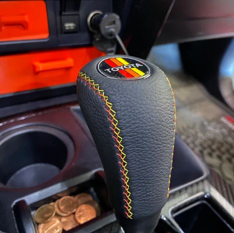 Toyota gear shift knobs set genuine leather automatic transmission screw-on type shifter lever Toyota gear shift knobs set genuine leather automatic transmission screw-on type shifter lever